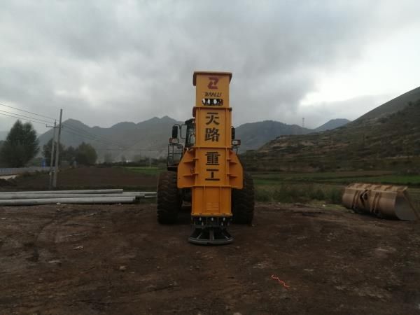 點(diǎn)擊查看詳細(xì)信息標(biāo)題：甘肅省S311改擴(kuò)建 閱讀次數(shù)：9201